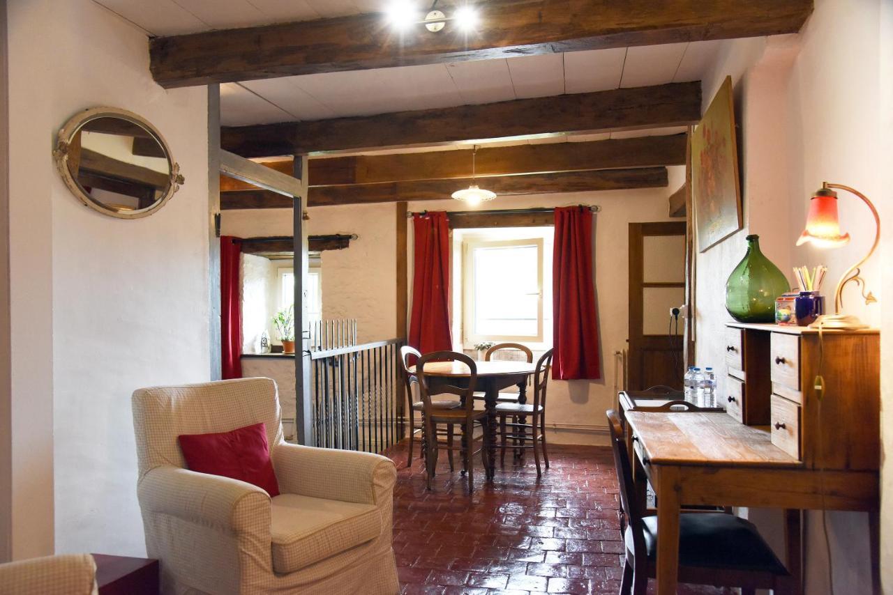 Au Coeur De Fontaine Apartment Bagian luar foto