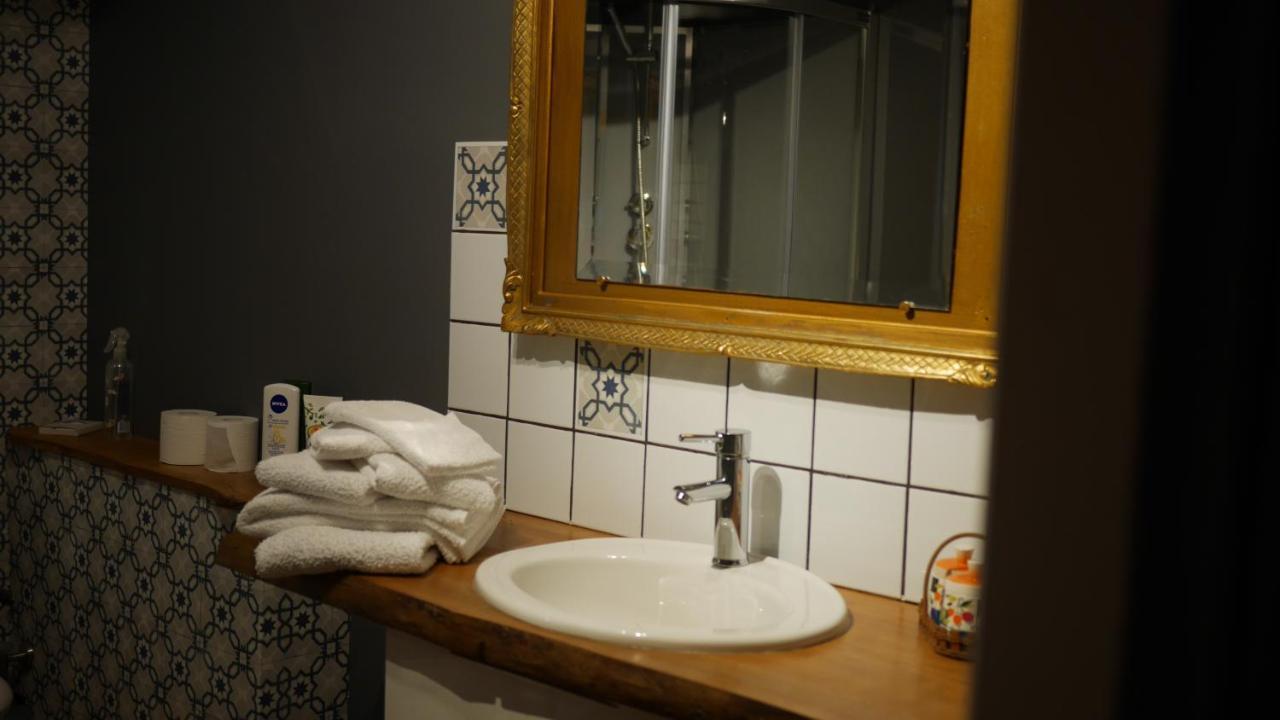Au Coeur De Fontaine Apartment Bagian luar foto
